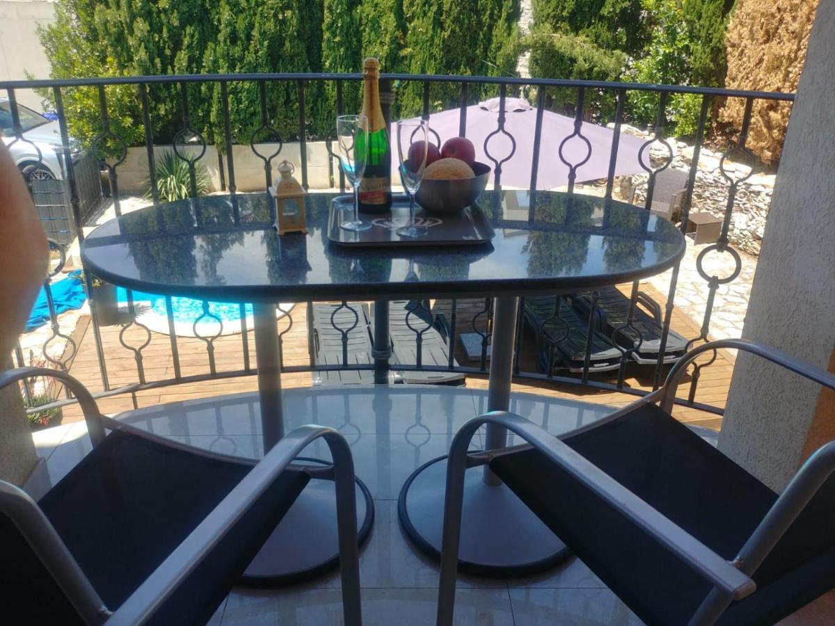 Ferienwohnung Lana Apartman Medulin Exterior foto