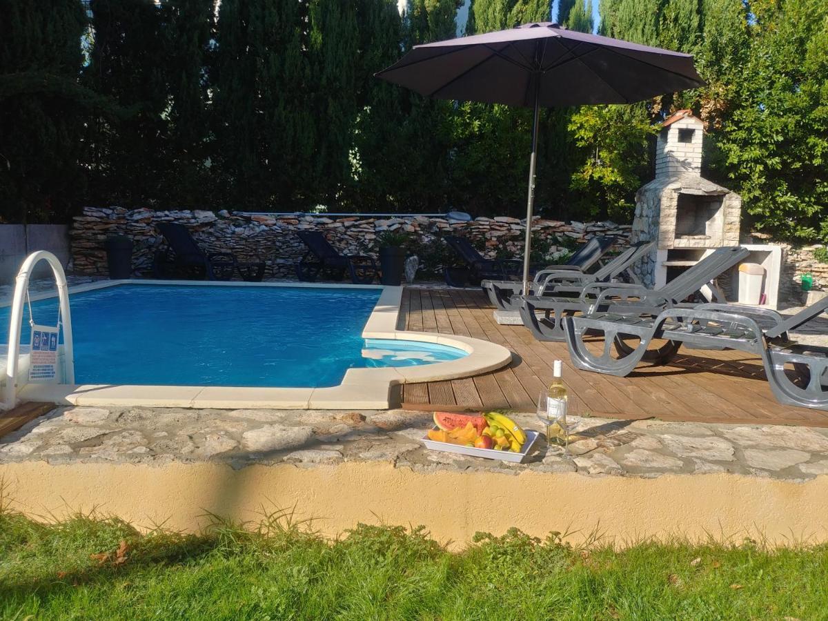 Ferienwohnung Lana Apartman Medulin Exterior foto